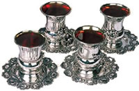 Four Cups (200px)